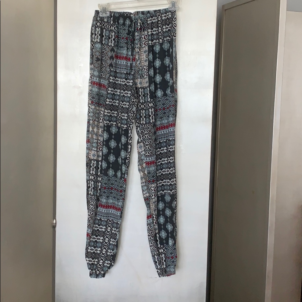 Print rayon joggers
